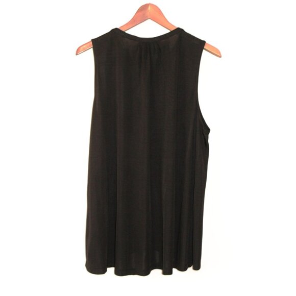 H&M Smocked Keyhole-Accent Sleeveless Blouse in Black (Large) - Picture 4 of 6